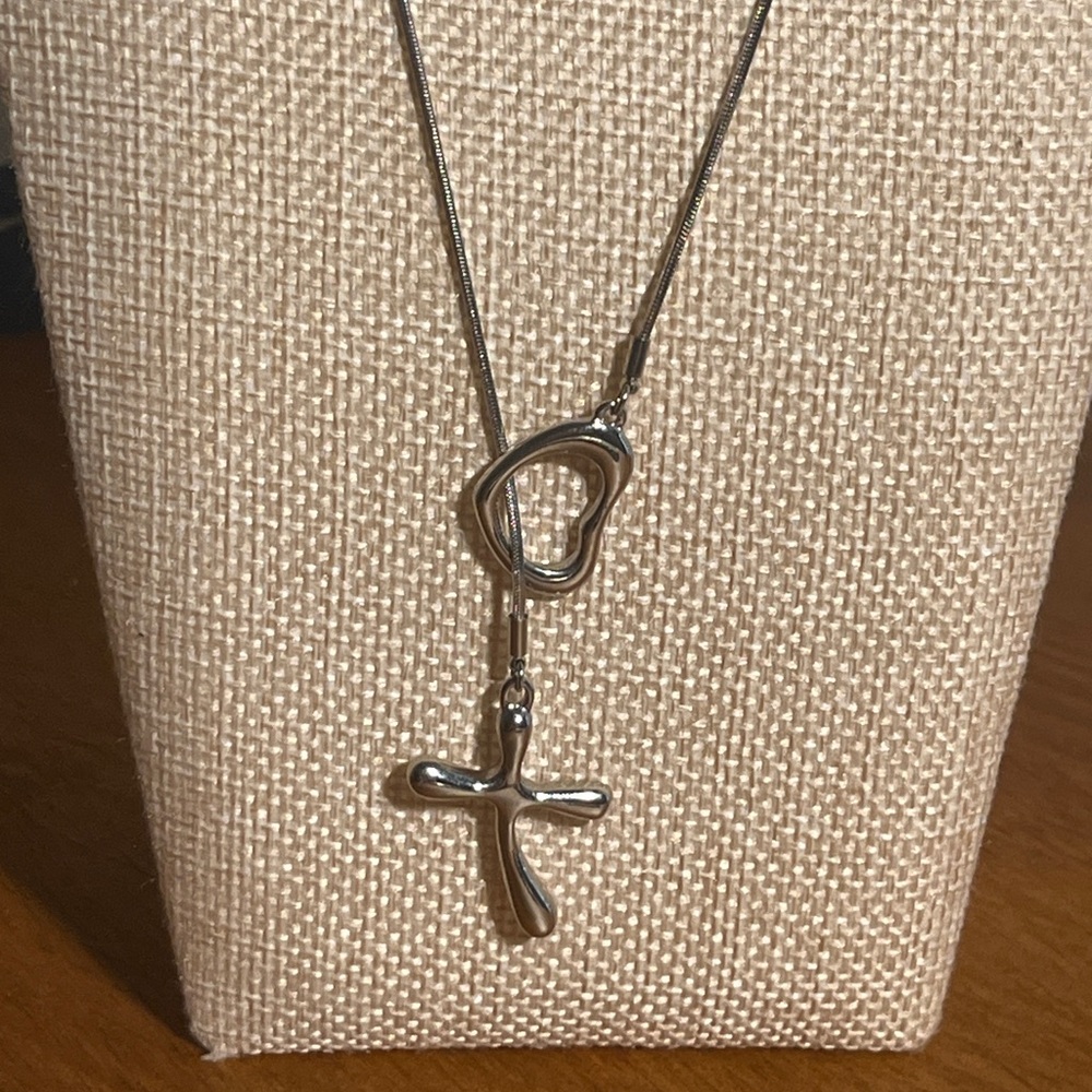 Vintage premier designs women’s cross and heart adjustable necklace - Picture 3 of 7